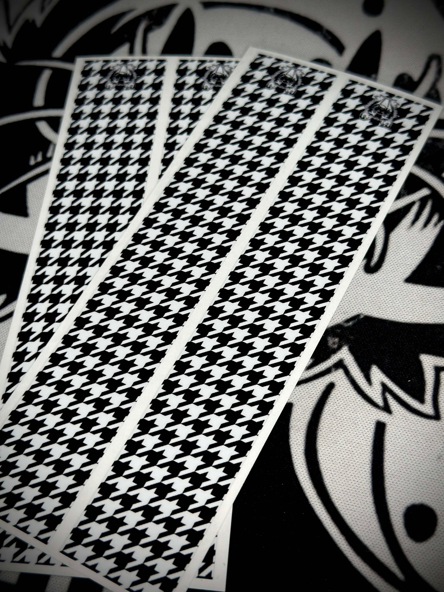 Houndstooth Arrow Wraps