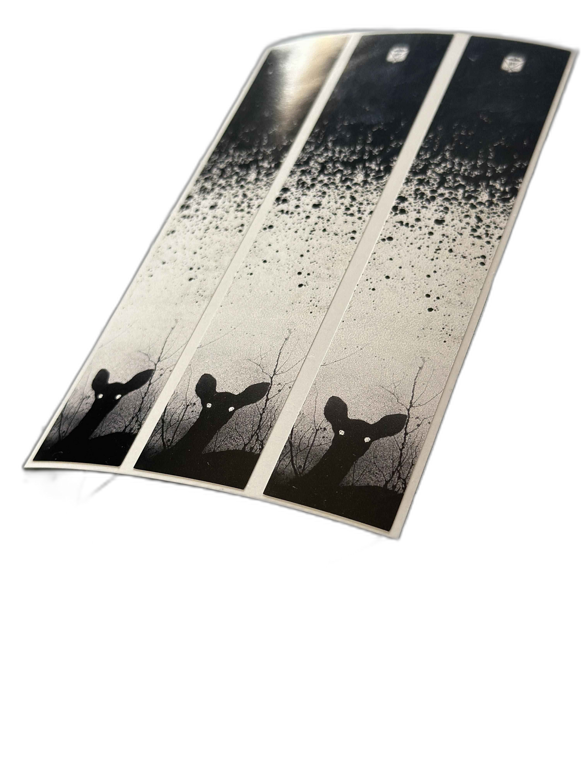 Doe Patrol Arrow Wraps: Patterned fabric wraps featuring an arrow motif. | titlex-cutout