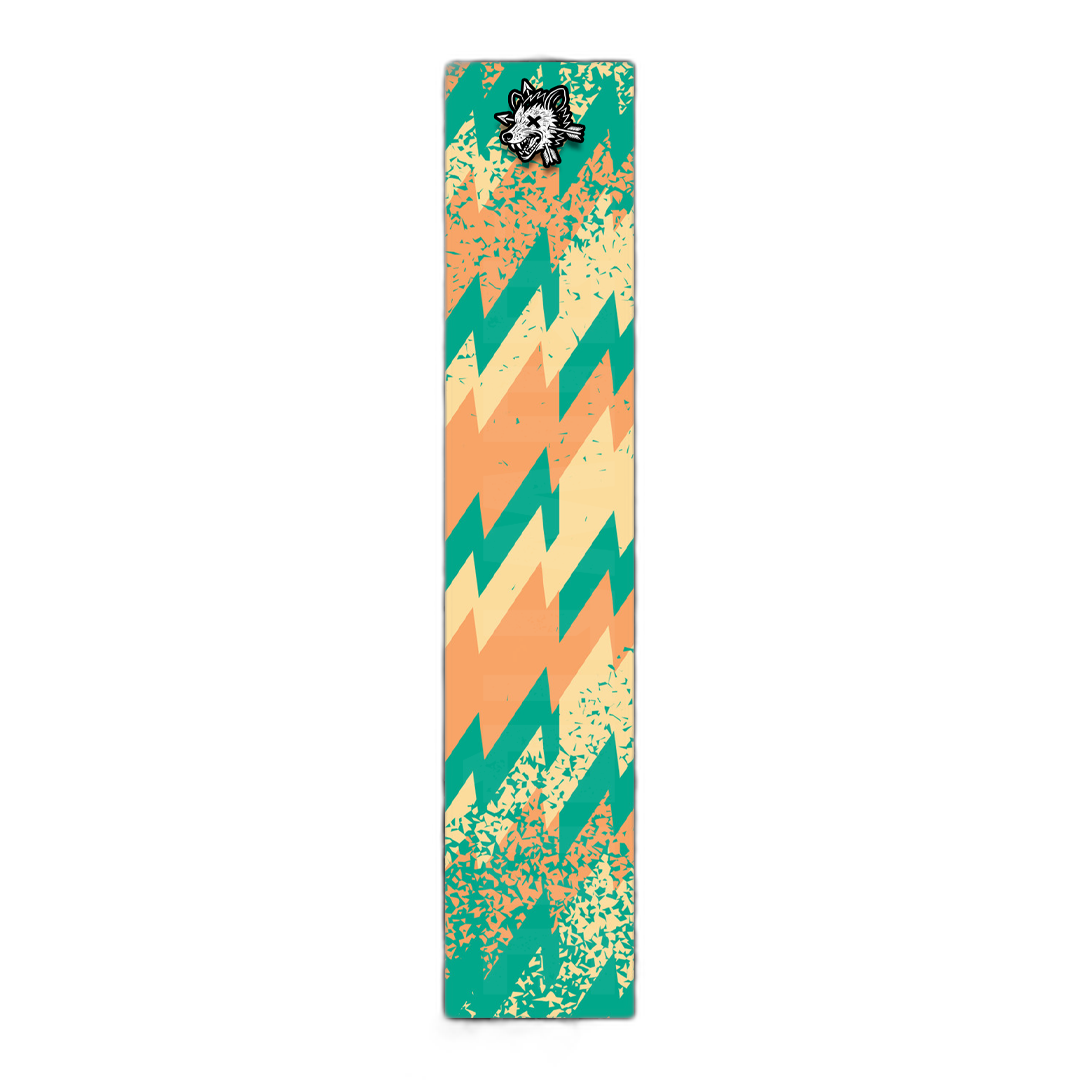 Comic Pop Arrow Wrap: Bright yellow and red comic-style arrow design. | titlex-cutout
